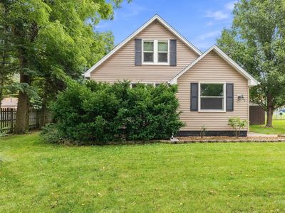 Property at 251 Prairie St, Hampshire, IL