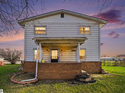 996 E Monroe Rd