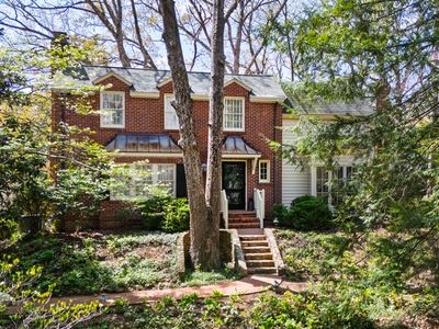 223 Hillcrest Cir
