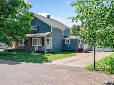 2015 School St