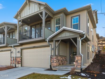 1115 W Cattail Ct