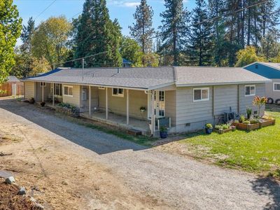 165 Laubach Ln