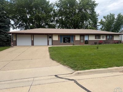 Property at 308 Centennial Dr, Cherokee, IA