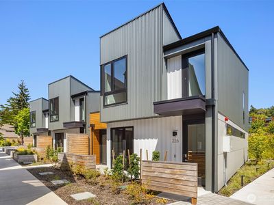 226 Canopy Path NW