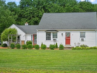 2 Adams Dr