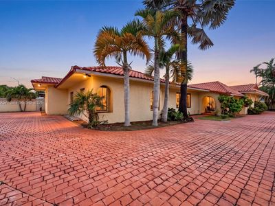 5550 SW 87th Ave