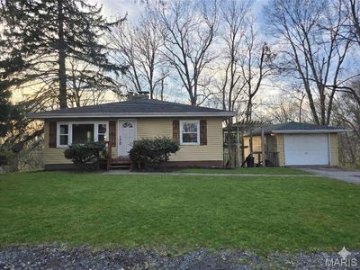 Property at 41 Noles Dr, Fairview Heights, IL