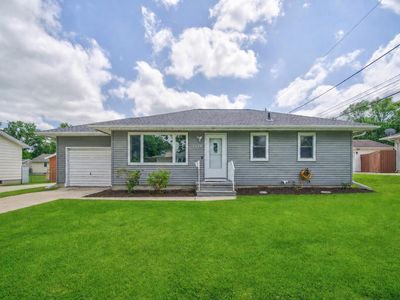Property at 1129 Maxine Ave, Waterloo, IA