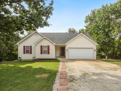 528 Bluebird Ln