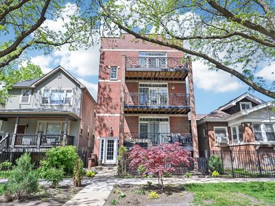 4310 N Richmond St APT 1