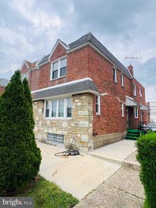 807 Brighton St