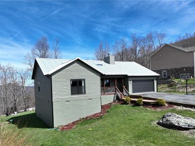 885 Alpine Drive