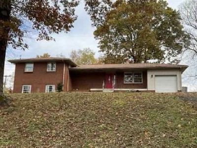 1787 W Elmwood Rd