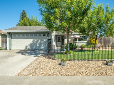 1317 Leo Way