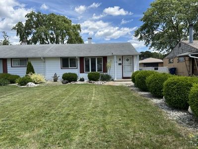 Property at 8855 S Komensky Ave, Hometown, IL