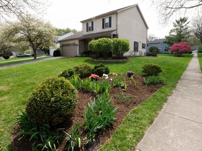 608 Thackeray Ln