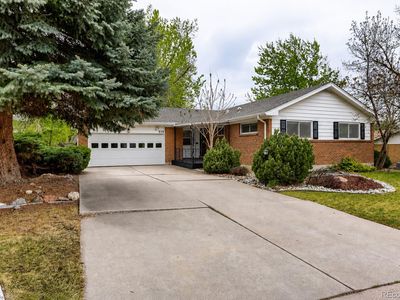 Property at 910 E Briarwood Circle, Centennial, CO