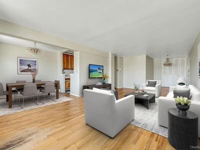 415 Gramatan Avenue #5D