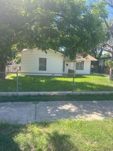 2506 Euclid Ave