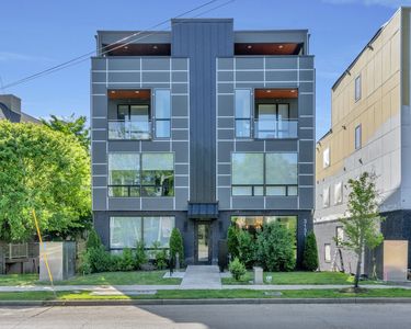 3131 Long Blvd #100
