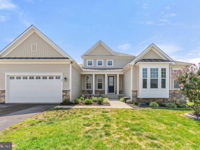 18 Courier Dr
