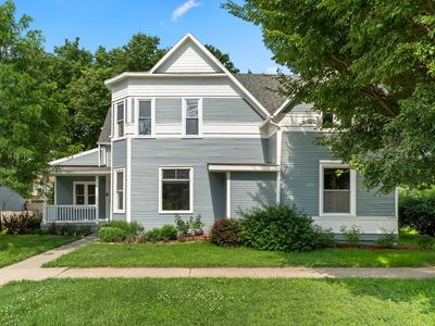 208 Main St