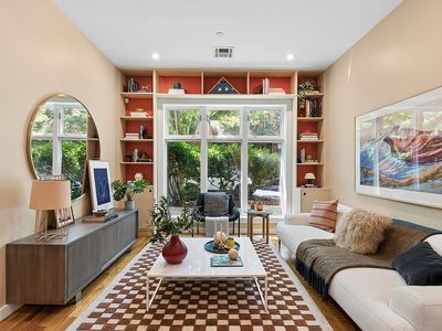 325 Greene Ave APT 1B