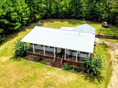 3805 Barlow Rd