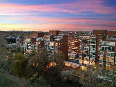 975 Memorial Dr #405-406