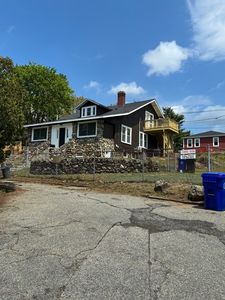 93 Crescent Hill Ave