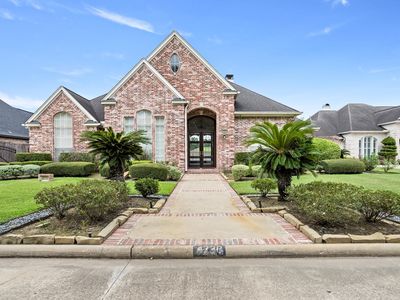 4220 Brownstone Dr