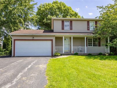 Property at 6 Tearose Meadow Ln, Brockport, NY