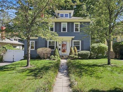 95 Lorimer Ave