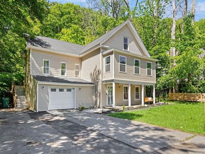 155 River St