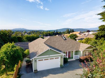1810 Island View Place