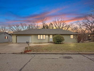 2817 Arbor Dr