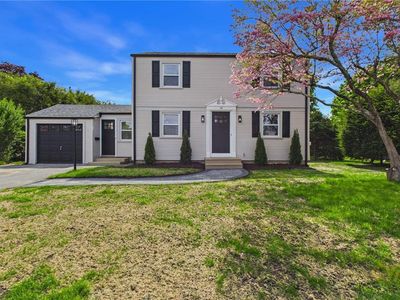 28 Eden Crest Dr