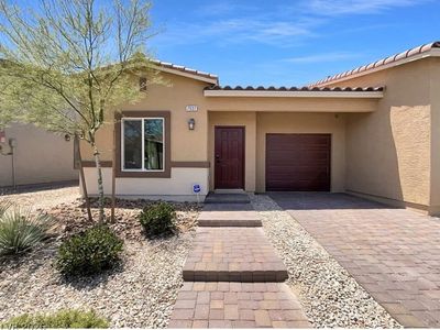 7537 Crested Moon St