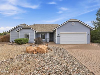 11240 Lacy Ln