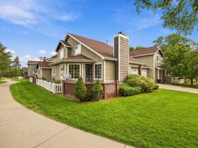 932 Richmond Dr #V-2