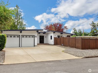 512 167th Ave NE