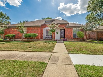 319 Parkwood Ln