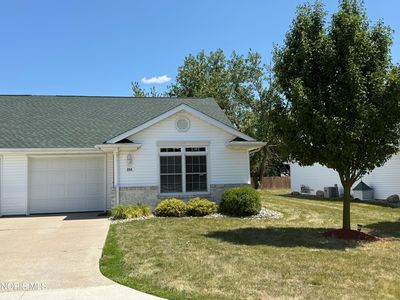 Property at 253 Briarheath Dr, Defiance, OH