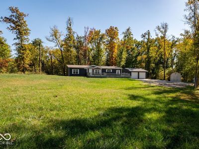 3174 N Private Road 135 E