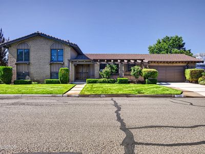 1586 Wildrose Dr