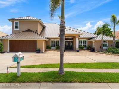 241 Waterside Dr