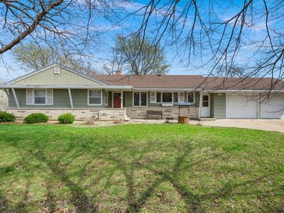 136 N Park Ln
