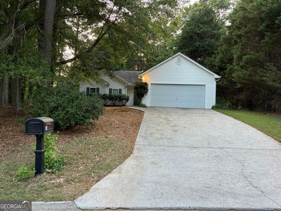 882 Whispering Way