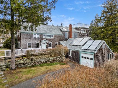 10 Landmark Ln