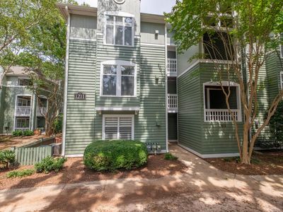 1211 Westview Ln APT 201